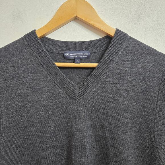 Hart Schaffner Marx Men Prep Academia Gray Extra Fine Merino Wool Sweater Vest M - Picture 2 of 10